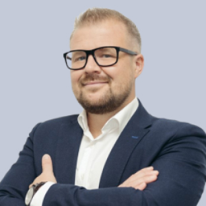 Олег Сергеенко