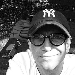 Василий Стрельников